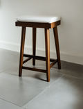Banco Artemis — Madera Maciza Estilo Minimalista
