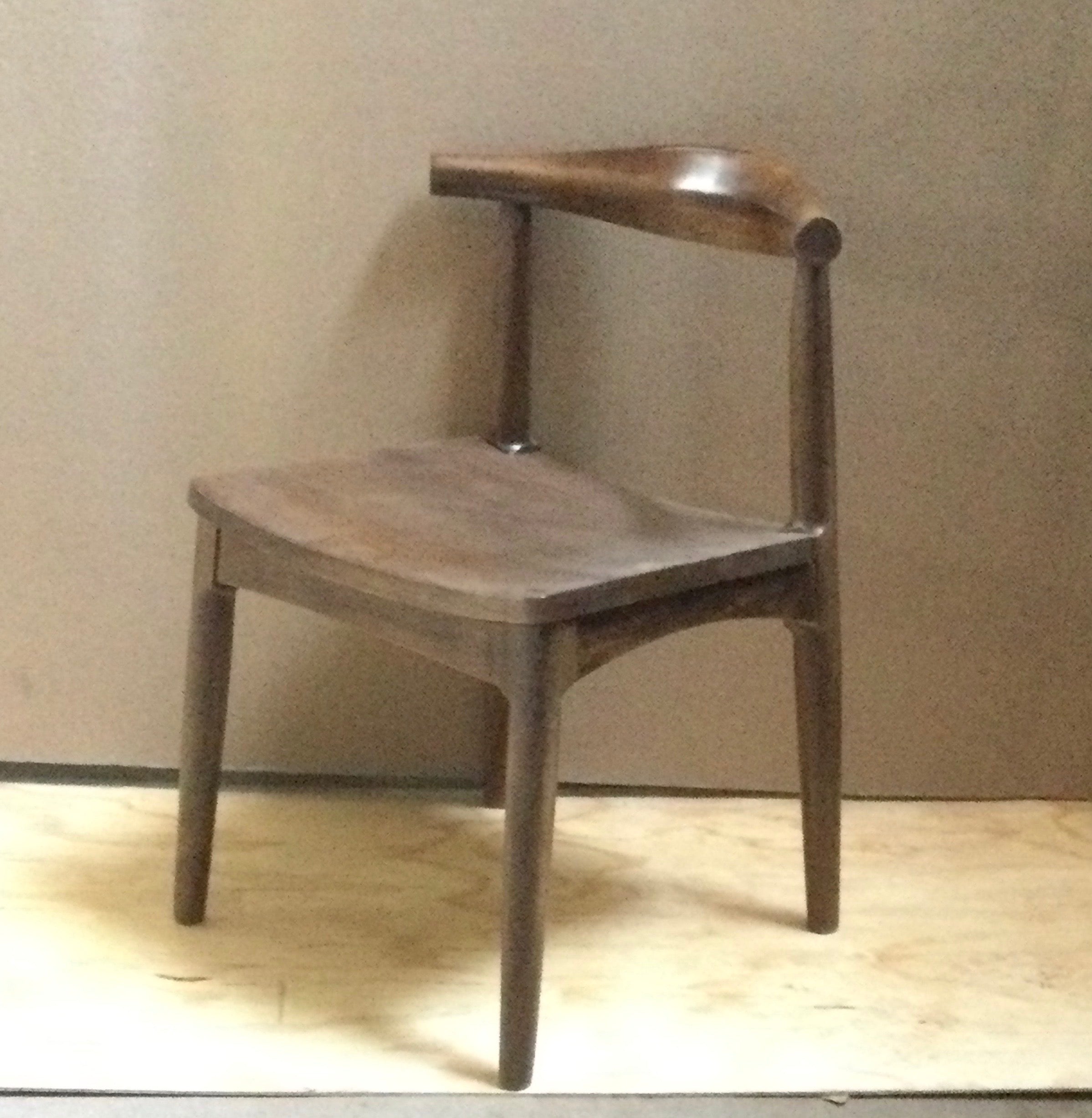 Silla Hera — Madera Natural Diseño Moderno